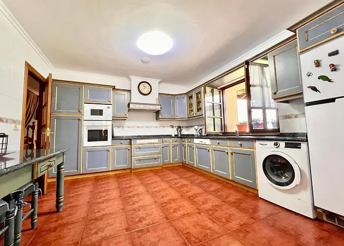 Cueto Hills - Monabri *