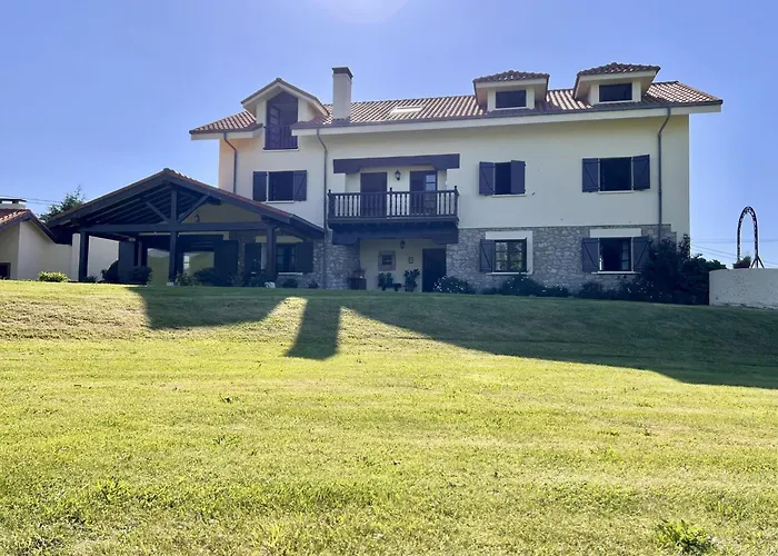 Cueto Hills - Monabri דירה